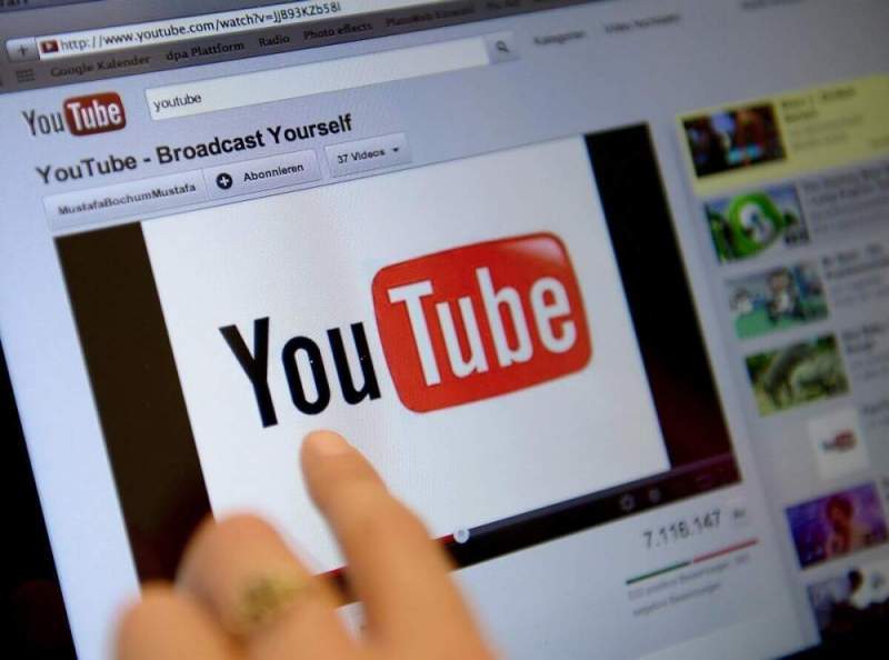 Роскомнадзор осудил YouTube за цензуру российских СМИ