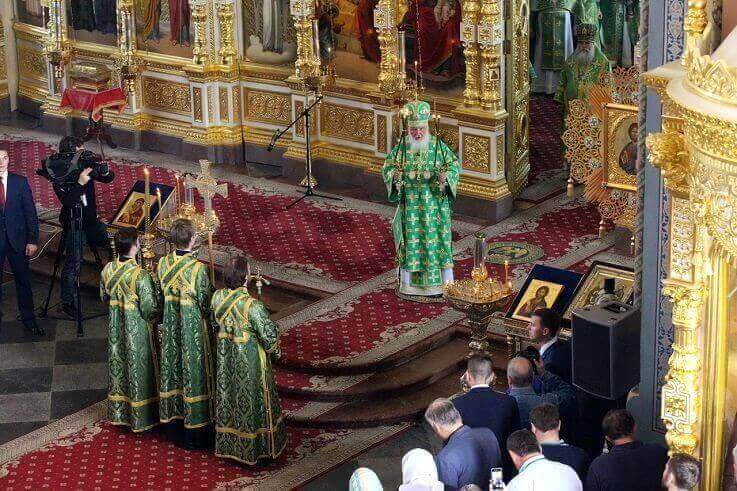 Сегодня на Валааме в Спасо-Преображенском соборе состоялась праздничная Божественная литургия
