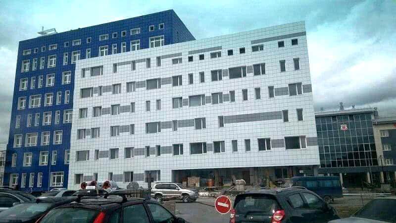 Наталья Западнова: «Реконструкция поликлиники на 425 посещений в смену окружной клинической больницы в Сургуте отстает от графика на два месяца»