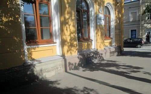 Государственная жилищная инспекция Санкт-Петербурга проверила состояние фасадов зданий в Кронштадтском и Василеостровском районах