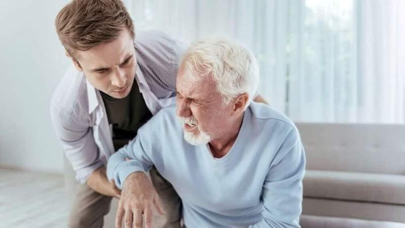 Помощь престарелым, которые перенесли инсульт