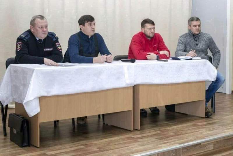 Жители сельского поселения Караул обсудили своим проблемы с Главой Таймыра Сергеем Ткаченко