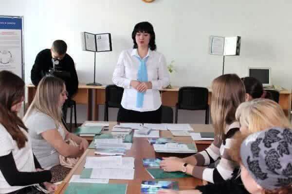 Около 4,3 тысяч безработных граждан Новосибирской области прошли профессиональное обучение по направлениям центров занятости населения в этом году