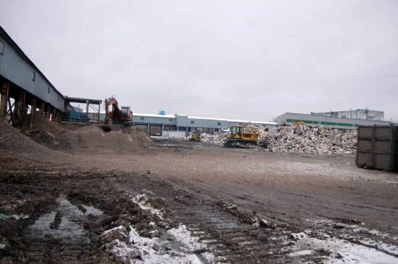 Петербургские дачники пожаловались на растущие свалки