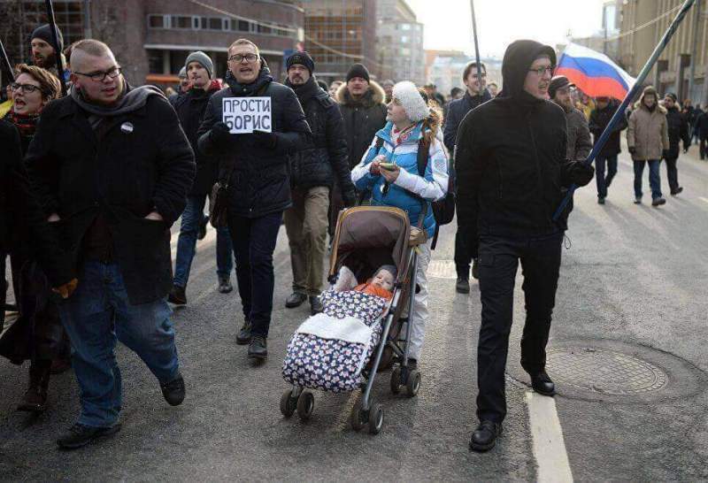 Марш памяти Бориса Немцова прошел без происшествий