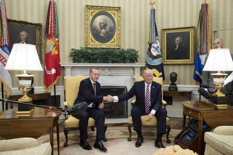 СМИ сообщили о «катастрофическом» разговоре Трампа и Эрдогана