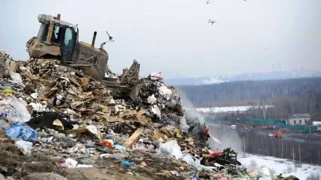 Петербургские чиновники скрывают от общественности информацию о мусорной реформе 