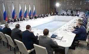 Владимир Путин провел заседание президиума Госсовета о развитии туризма