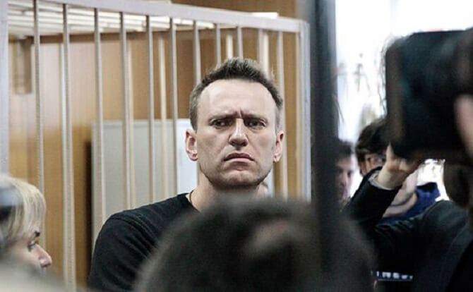 Полковник ВДВ в отставке рассказал, какую реакцию вызывают оскорбления Навального в адрес ветерана ВОВ 