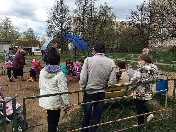 Член партии «Единая Россия» Игорь Ибышев стал участником беседы с жителями Кубинки
