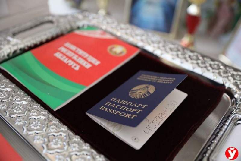 Дипломатические миссии не будут выдавать паспорта гражданам Беларуси