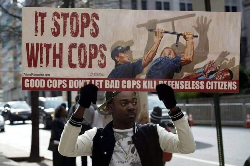 В США продолжаются протесты против полиции