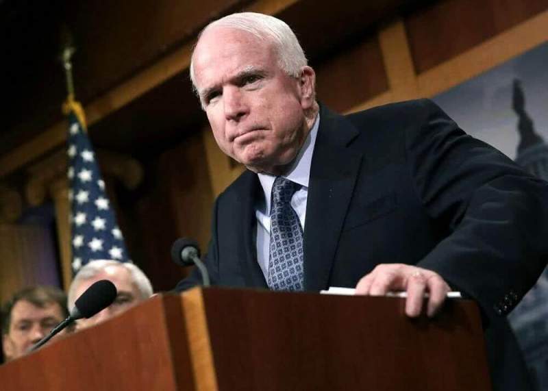 Маккейн: «Мы должны дать Украине летальное оружие»