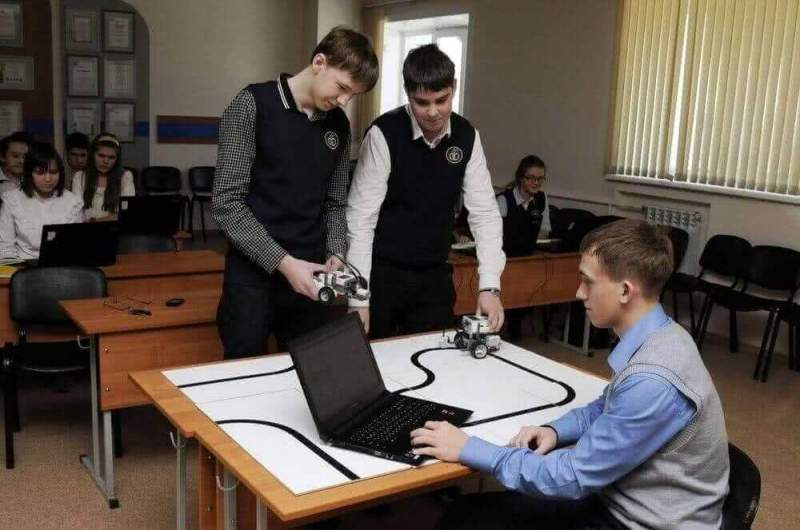 Алтайский край получит более 56 млн рублей на создание детского технопарка