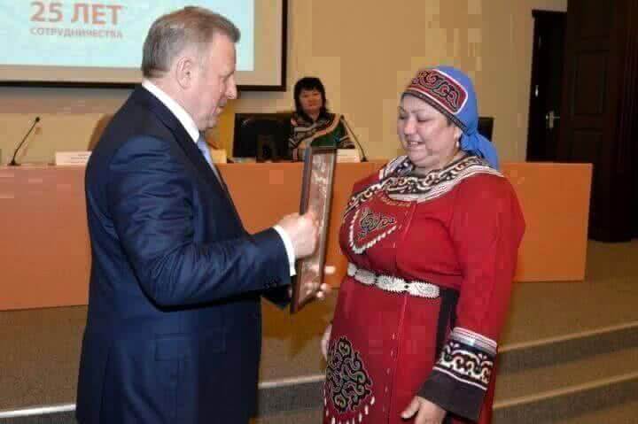 Губернатор Вячеслав Шпорт поздравил краевую Ассоциацию коренных малочисленных народов с 25-летием