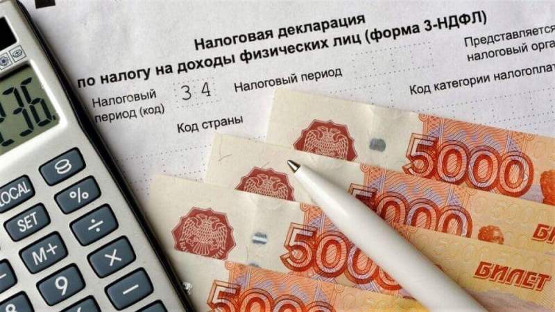 СМИ: «Правительство РФ не обсуждает возможность введения “налога для богатых”»