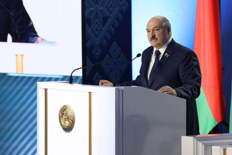 Лукашенко назвал условие прекращения своего президентства