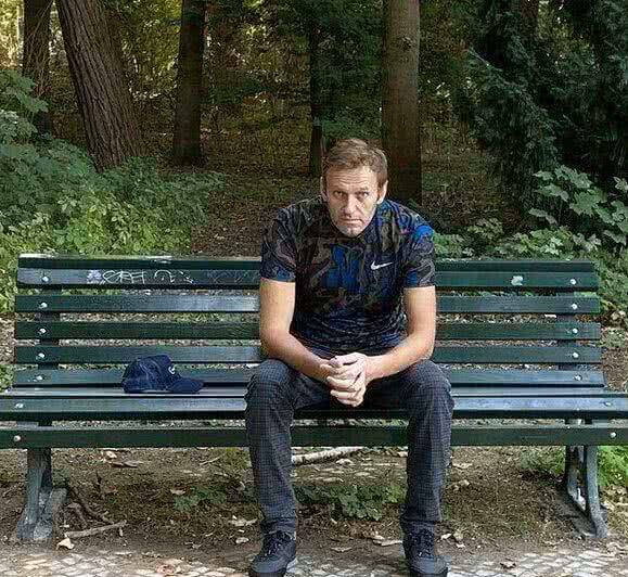 Навальному понравилось в Германии – блогер попросил продлить пребывание
