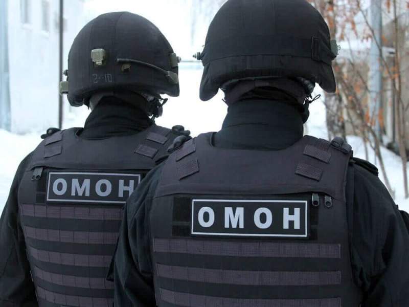 Навальнист Кен может оказаться за решеткой за призывы к насилию над силовиками
