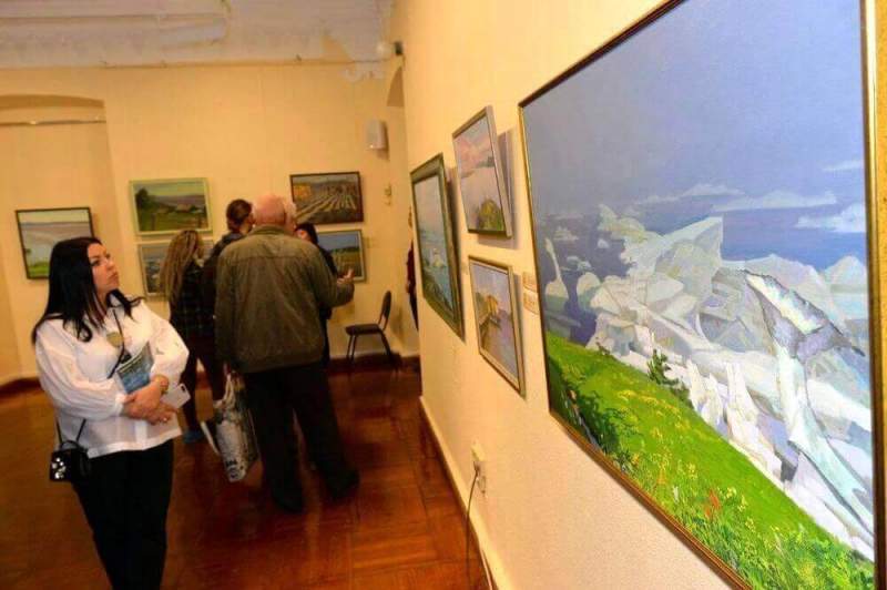 В Дальневосточном художественном музее открылась выставка «В зените амурского лета»