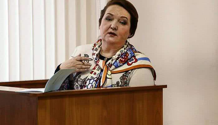 НЕСЧАСТНАЯ СУДЬБА НЕУДАВШЕЙСЯ КУХАРКИ