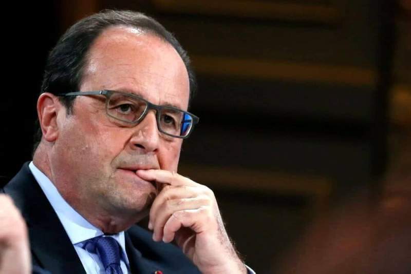 Франсуа Олланд принял отставку правительства и готов передать президентское кресло Макрону