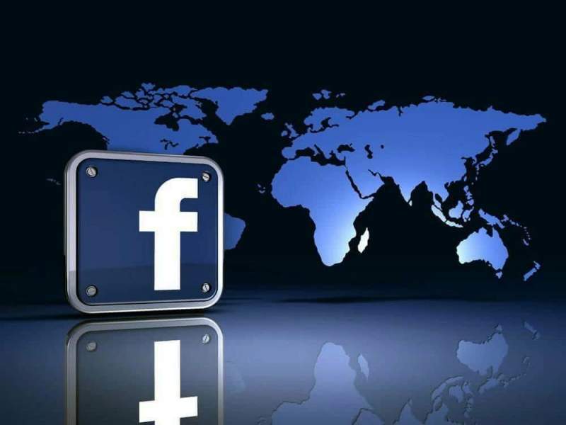  Крис Хьюз предупреждает людей и правительства разных стран об опасности использования Facebook