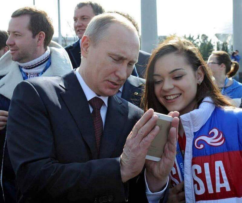 У президента России Владимира Путина нет смартфона 
