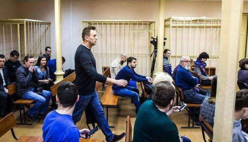 Защитники Навального оспорили приговор по делу «Кировлеса»