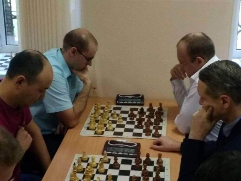 Команда Управления Росреестра сразилась с соперниками в шахматном турнире