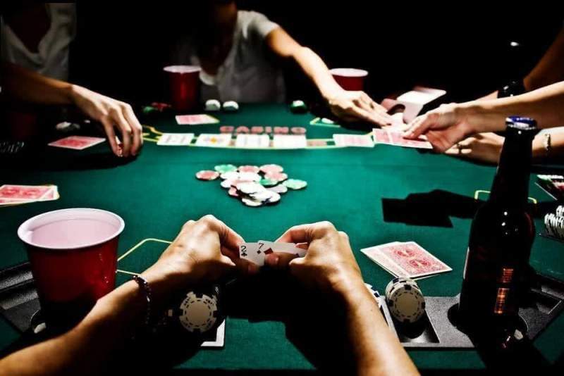 Как научиться играть в покер и зарабатывать на нем?