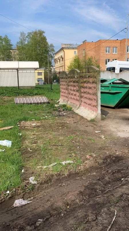 Государственная жилищная инспекция Санкт-Петербурга оценила состояние уборки внутридомовых и внутриквартальных территорий города