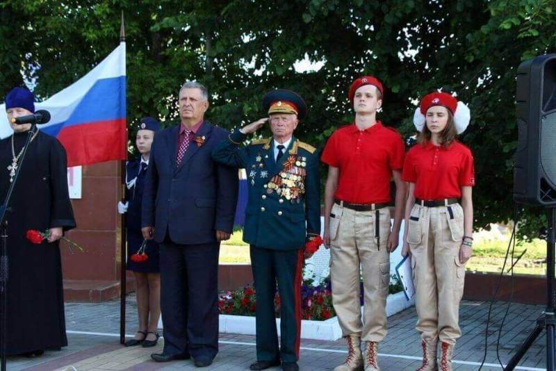 В Воронежской области запустили венки памяти