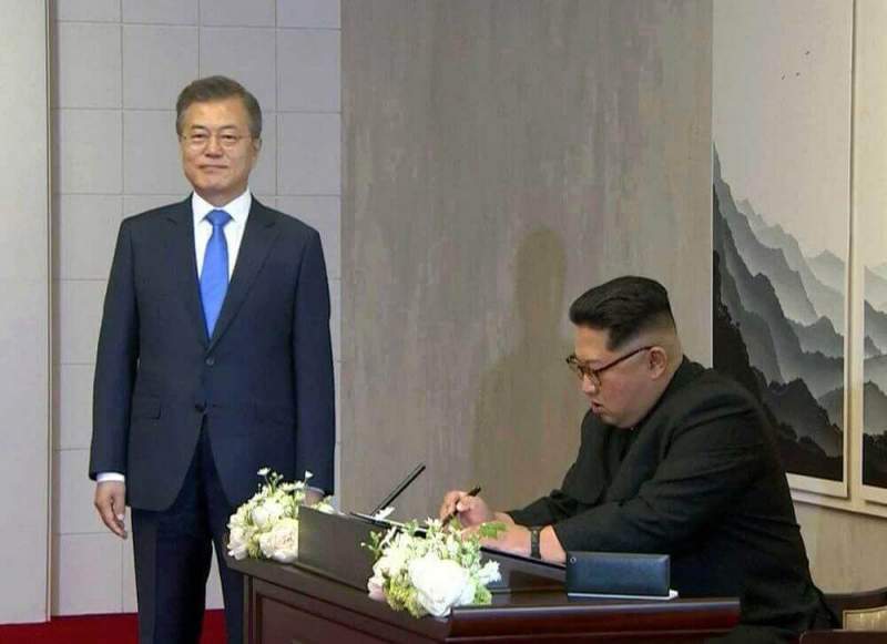 Состоялась историческая встреча между лидерами Северной и Южной Кореи
