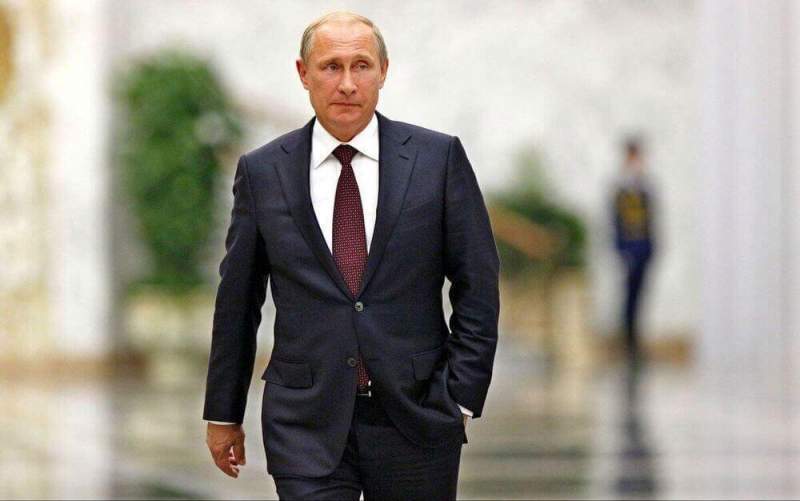Почему Путин не поедет в Париж?