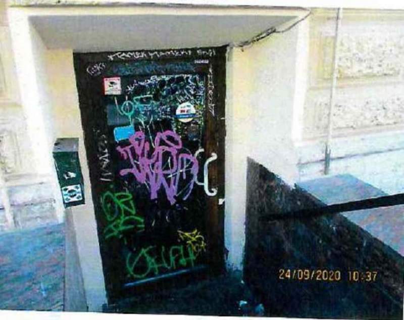 Государственная жилищная инспекция Санкт-Петербурга проверила фасады с целью контроля удаления граффити, выявленные нарушения устранены