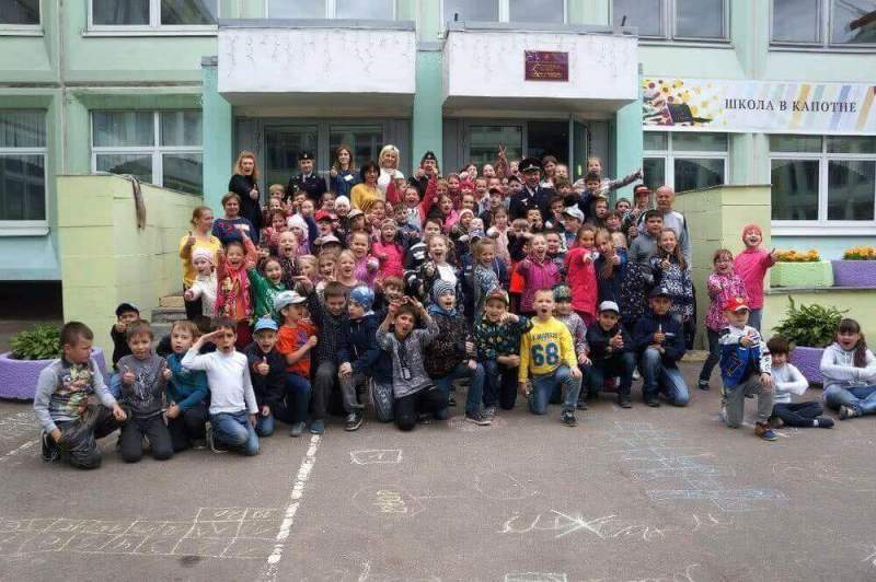Сотрудники ОМВД России по району Капотня посетили детский лагерь