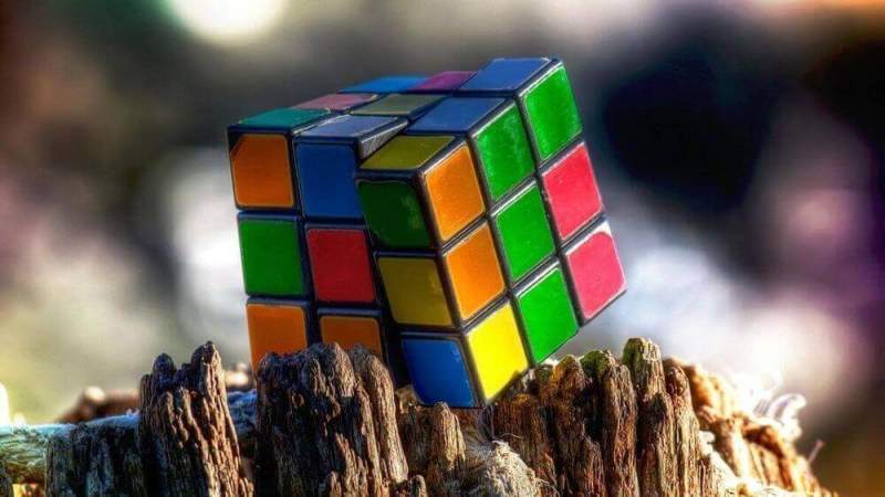 Научиться собирать кубик Рубика быстро возможно