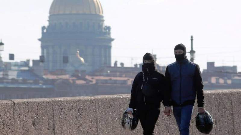 В Петербурге скоро начнется туристический сезон, но санитарные правила никто не отменял