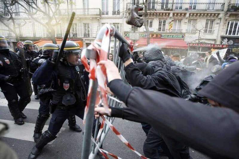 Франция протестует против трудовой реформы