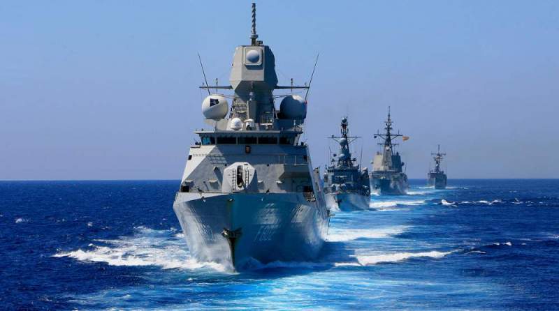 Лавров оценил намерения НАТО создать военные базы на берегу Черного моря