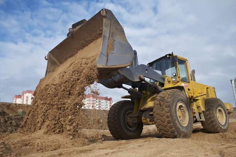 Какие задачи фронтальный погрузчик закрывает за одну смену