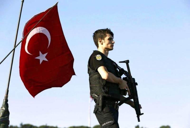 Греческие власти получили запрос от представителей Турции на выдачу мятежников