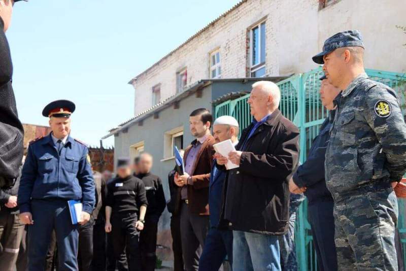 Представители региональной общественно-наблюдательной комиссии и аппарата Уполномоченного по правам человека в Астраханской области посетили исправительную колонию №6
