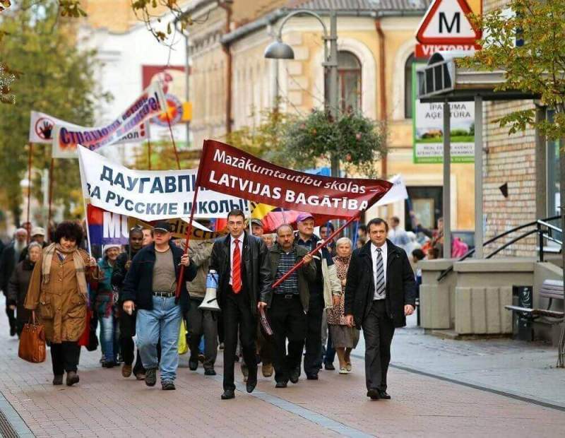 Латвийский активист вступился за русскоязычное население