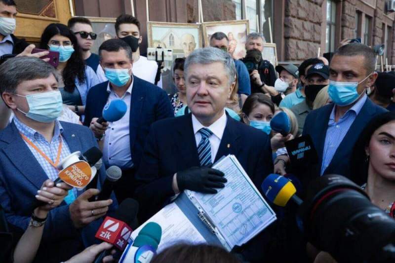 На Украине возбудили уголовное дело против Порошенко