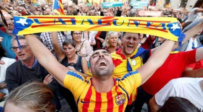 Испания отказалась признавать независимость Каталонии