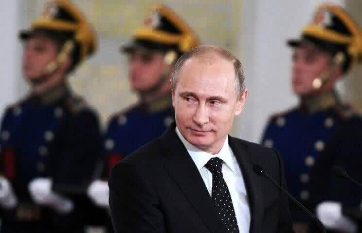 Путин: патриотизм так силен в России, что никому не удастся перекодировать нашу страну