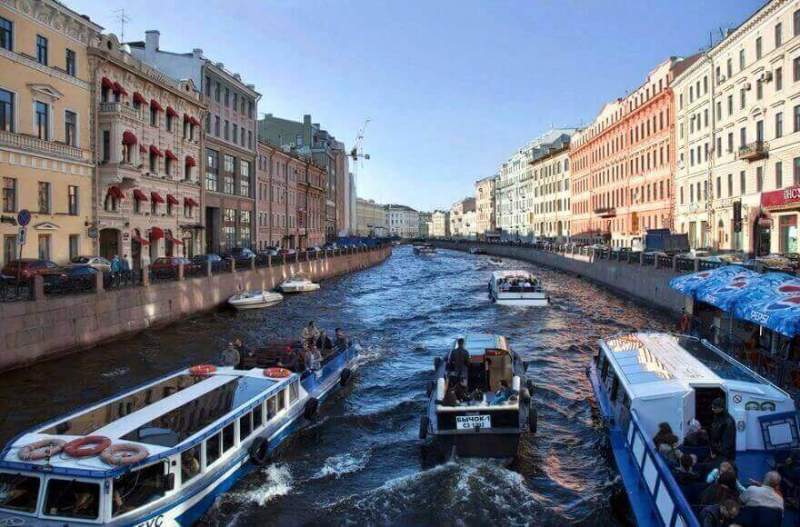 В Смольном рассказали о приоритетном направлении туристической отрасли для Санкт-Петербурга