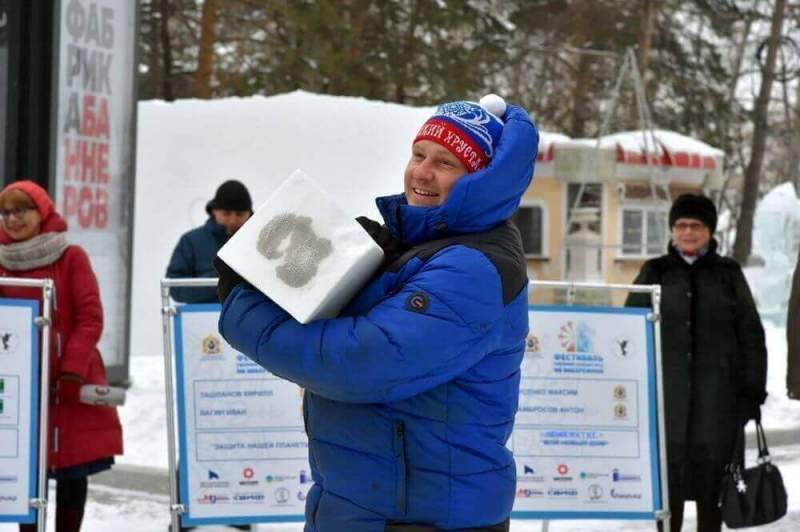 На набережной Хабаровска стартовал краевой конкурс снежных скульптур